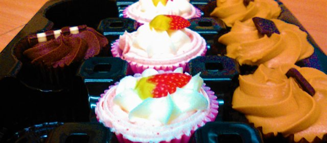 Food Photography, Choco White Pipe Cupcake, Strawberry and Pumpkin , September 6 2017.jpg